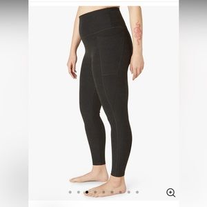 Beyond yoga out of pocket high waisted legging